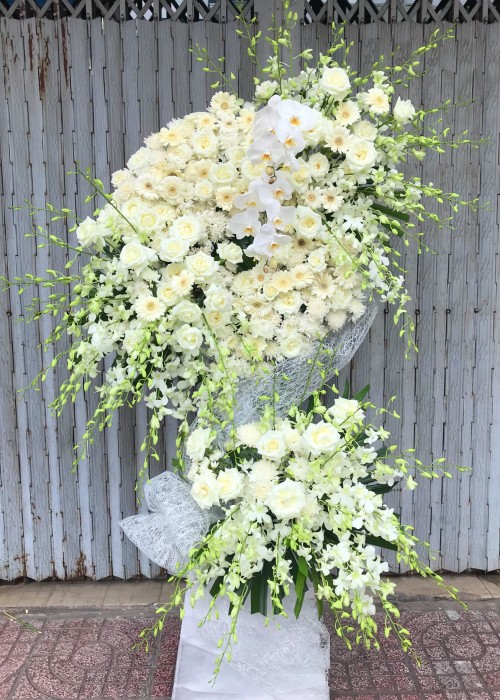 Kệ hoa chia buồn