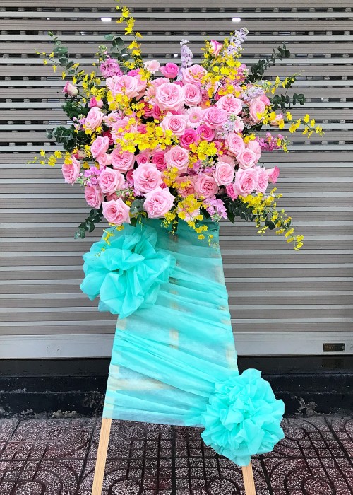 Kệ hồng rạng rỡ