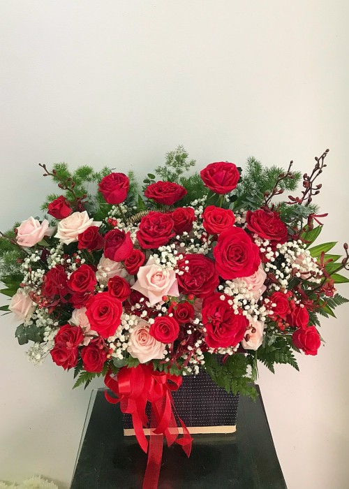 Giỏ hoa hồng quyến rũ