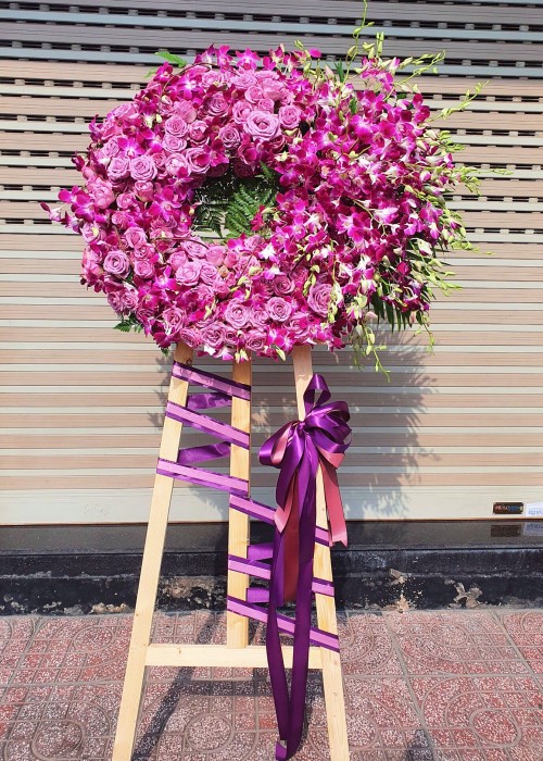 Kệ hoa tang tone tím