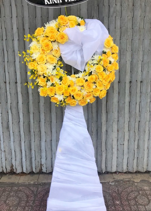 Kệ hoa tang tone vàng