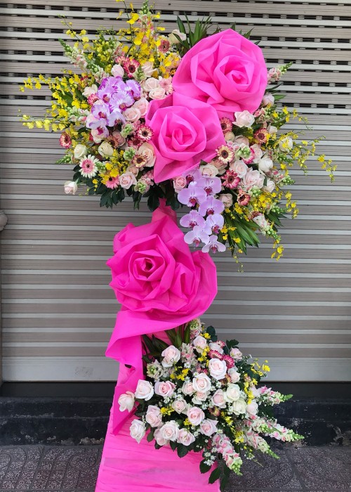 Kệ hoa khai trương hồng phát